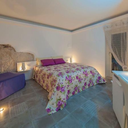 מלון מטרה Terrazza Santa Barbara מראה חיצוני תמונה