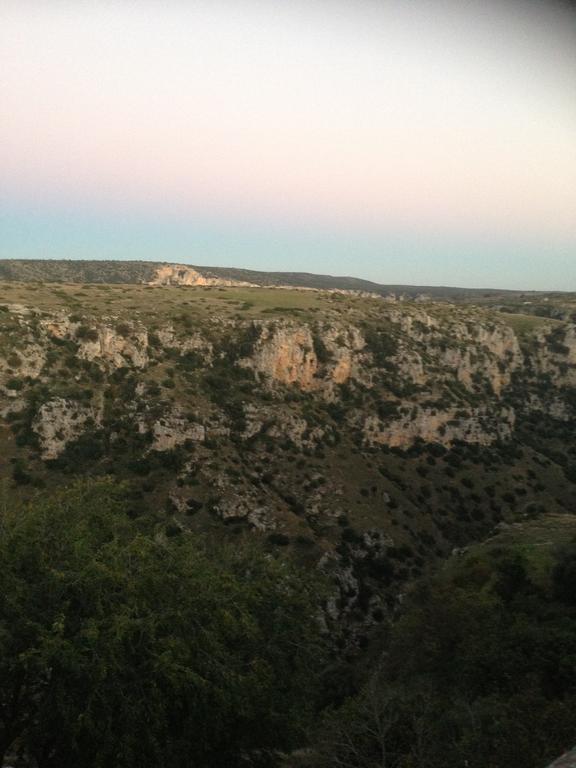 מלון מטרה Terrazza Santa Barbara מראה חיצוני תמונה