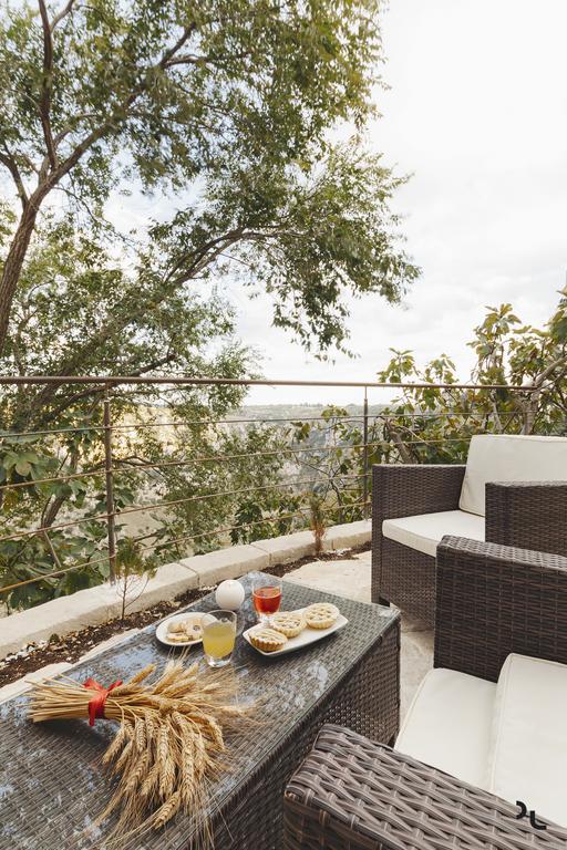 מלון מטרה Terrazza Santa Barbara מראה חיצוני תמונה