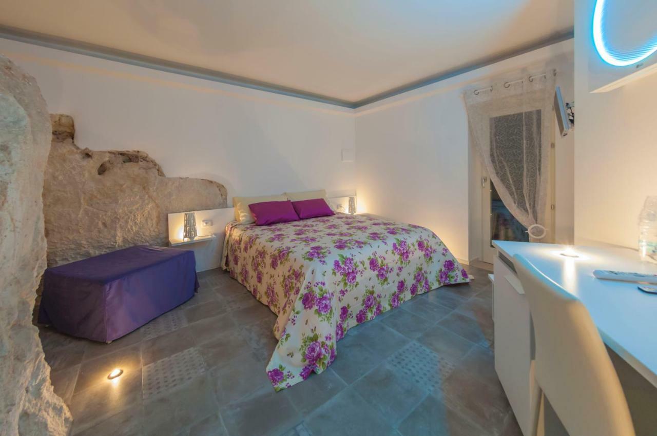 מלון מטרה Terrazza Santa Barbara מראה חיצוני תמונה